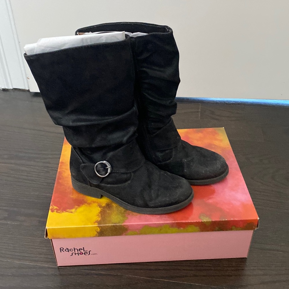 Gently worn girls boots size 1 little girl